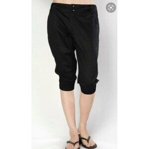 Nike Sportswear Women's Sz S Black Capri Pants